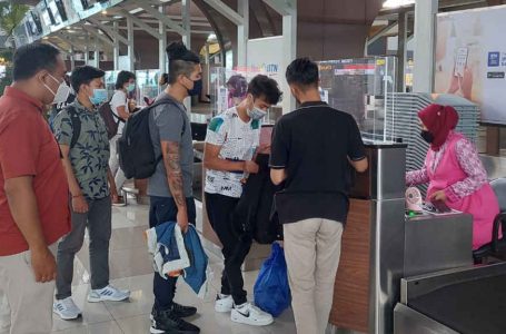 Dua WNA Filipina Pelaku Skimming ATM di Ubud, Dideportasi Rudenim Denpasar