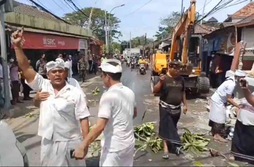 Pengosongan Lahan di Peminge, Sempat Diwarnai Aksi Protes Pemilik