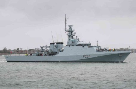 Kapal Angkatan Laut Kerajaan Inggris HMS Spey akan Bersandar di Bali